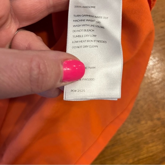Figs Orange v neck top size XS PO# 2525 - Picture 4 of 9